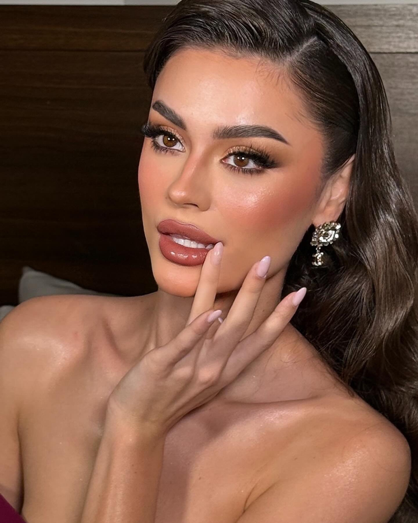 مكياج —   نورة عبدالعزيز الرياض